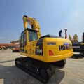 2024 Komatsu PC200-8 paletli ekskavatör, arka üç çeyrek görünüm