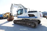 2016 Liebherr R 924 crawler excavator, side view