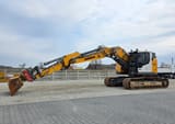 2020 Liebherr R926 Compact crawler excavator, side view