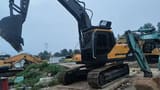 2024 Hyundai HX220S crawler excavator, front three-quarter view
