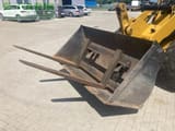 2013 Caterpillar 908H bucket and fork attachment view