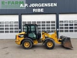 2015 Caterpillar 906M wheel loader, side view