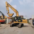 2018 Komatsu PC220-7 crawler excavator, side view