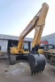 2018 Komatsu PC200-8 paletli ekskavatör, ön üç çeyrek görünüm