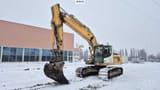 2011 Liebherr R916 LC LITRONIC crawler excavator, front three-quarter view