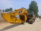 Caterpillar 330B crawler excavator, side view