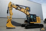 2015 Caterpillar 320EL crawler excavator, side profile view