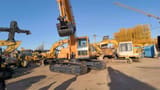 2016 Hyundai R220LC-9S crawler excavator, side view