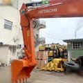 2015 Hitachi ZX200-5G crawler excavator boom and bucket view