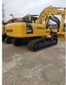 Pelle sur chenilles Komatsu PC220-8 de 2020, vue arrière trois-quarts