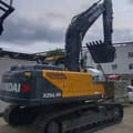 2018 Hyundai 225LVS crawler excavator, rear three-quarter view