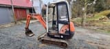 2005 Kubota KX41-3V excavator, side view