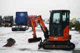Mini-pelle Hitachi ZX26U-6 de 2022