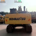 2022 Komatsu PC200-8 koparka gąsienicowa, widok z tyłu