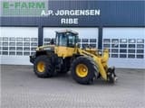 2007 Komatsu WA320-5 wheel loader, front three-quarter view