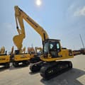 2024 Komatsu PC200-8 paletli ekskavatör, ön üç çeyrek görünüm