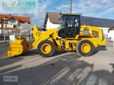 2016 Caterpillar 926M wheel loader, side view