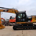 2016 Caterpillar 320D crawler excavator side view