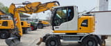2017 Liebherr A914 COMPACT wheel excavator side view