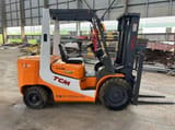 2024 TCM FD 30 forklift, side view