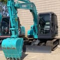 Kobelco SK75 Crawler Excavator, front three-quarter view