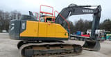 2020 Volvo EC220EL crawler excavator side view
