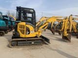 2016 Komatsu PC35MR-2 crawler excavator, side view
