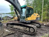 2011 Volvo EC250DL crawler excavator side view