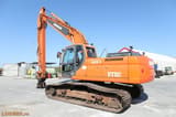 2010 Doosan 828-II crawler excavator, rear three-quarter view