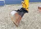 2019 Caterpillar 305.5E mini excavator bucket and boom detail