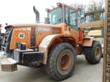 2010 Doosan DL200 wheel loader, front three-quarter view