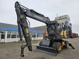 2016 Volvo EW160E wheel excavator, front three-quarter view