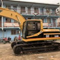 Escavadora de rastos Caterpillar 320BL de 2018, vista lateral