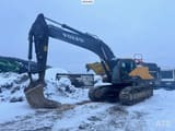 2020 Volvo EC480EL crawler excavator side view