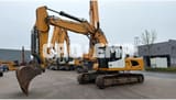 2013 Liebherr R926 LC crawler excavator, side view