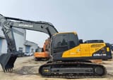 2016 Hyundai R220LC-9S crawler excavator, side view