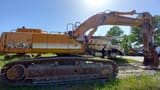 2000 CASE 9046 crawler excavator side view