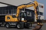 2017 Liebherr A914 LITRONIC wheel excavator side view