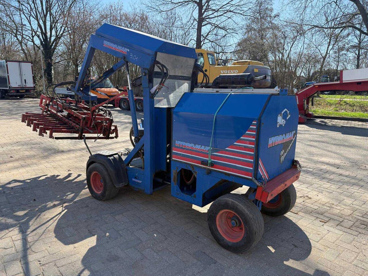 1995 Hydromak MOBI VARIO 2000 bricklayer, side view 1995 Hydromak MOBI VARIO 2000 bricklayer, side view
