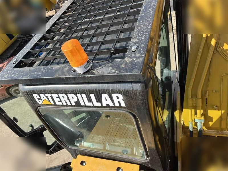 2020 Caterpillar 323D2L crawler excavator cab roof view