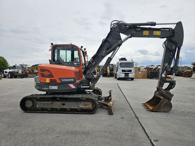 2017 Volvo ECR88D mini excavator, side view