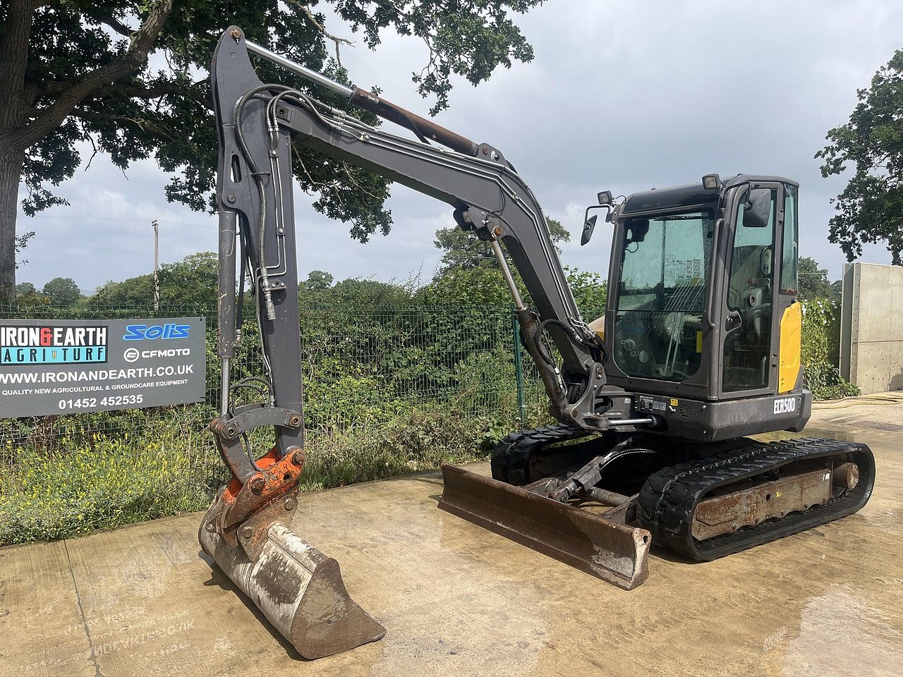 2020 Volvo ECR50D mini excavator, side profile view
