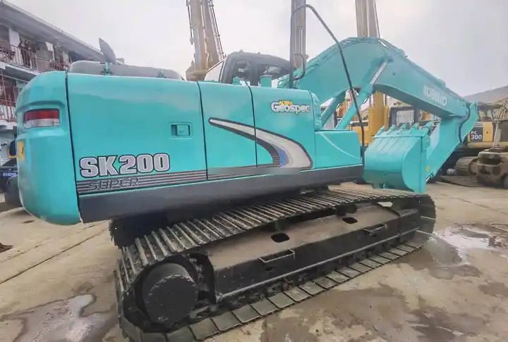 2019 Kobelco SK200-8 crawler excavator, rear three-quarter view 2019 Kobelco SK200-8 crawler excavator, rear three-quarter view