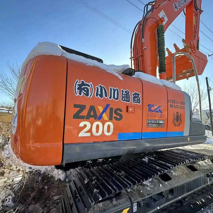 2019 Hitachi ZAXIS 200 crawler excavator rear-side view 2019 Hitachi ZAXIS 200 crawler excavator rear-side view