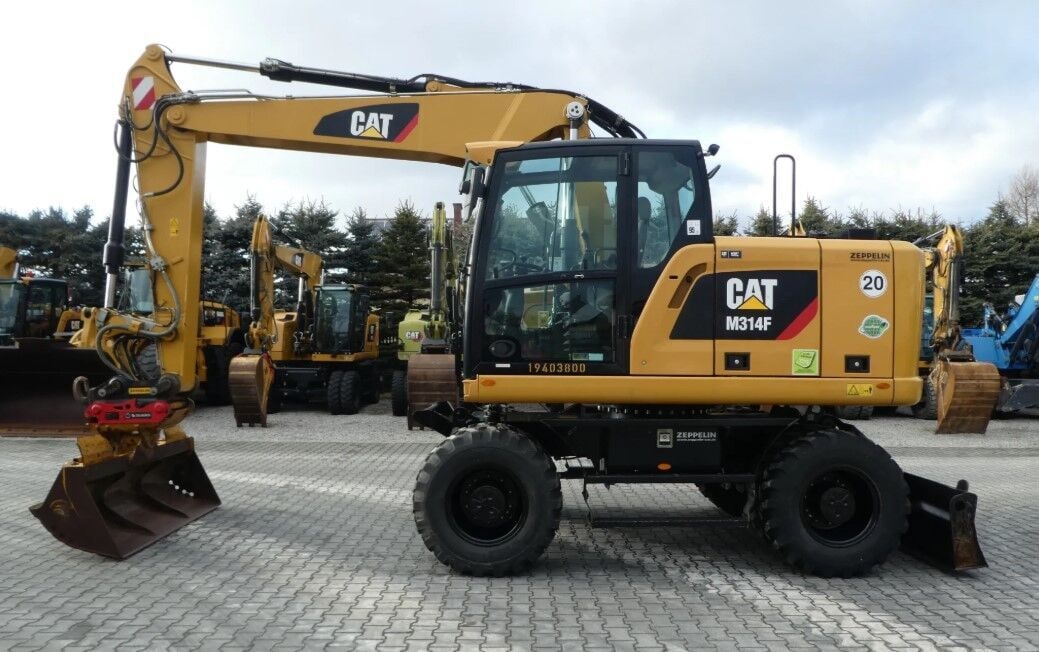 2019 Caterpillar M314F wheel excavator, side profile view