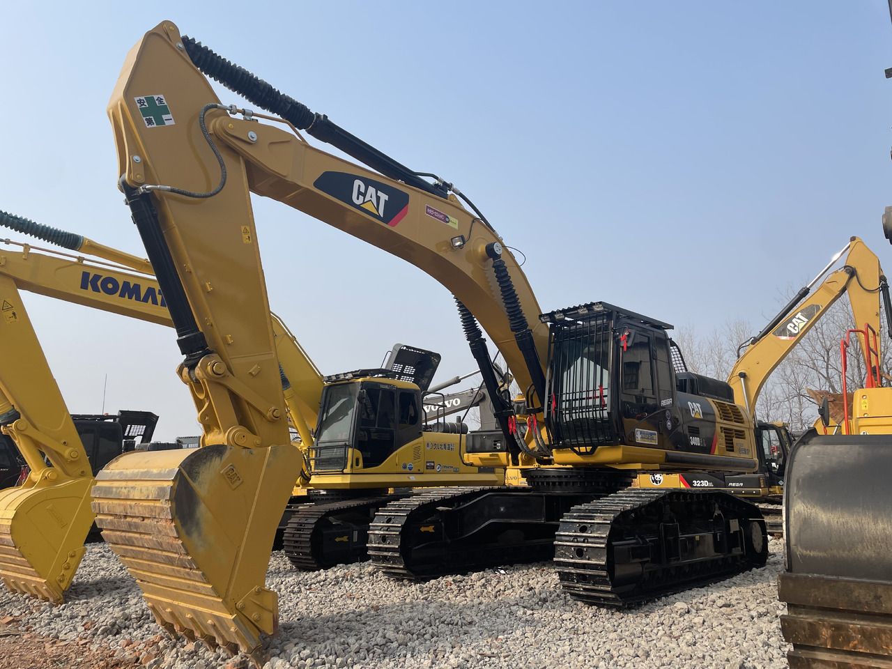 2023 Caterpillar 340D crawler excavator, side profile view