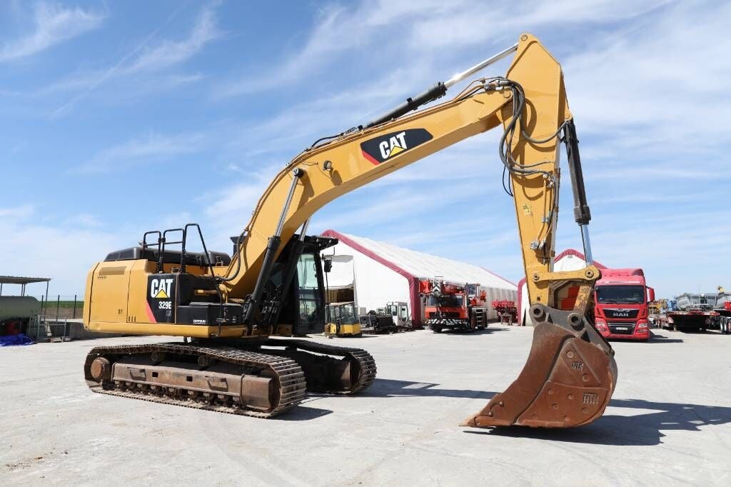 2014 Caterpillar 329E crawler excavator, side profile view