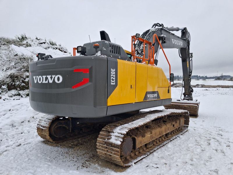 2016 Volvo EC220E crawler excavator, rear three-quarter view