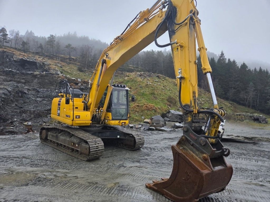 2022 Komatsu PC210LC-11 crawler excavator, front three-quarter view