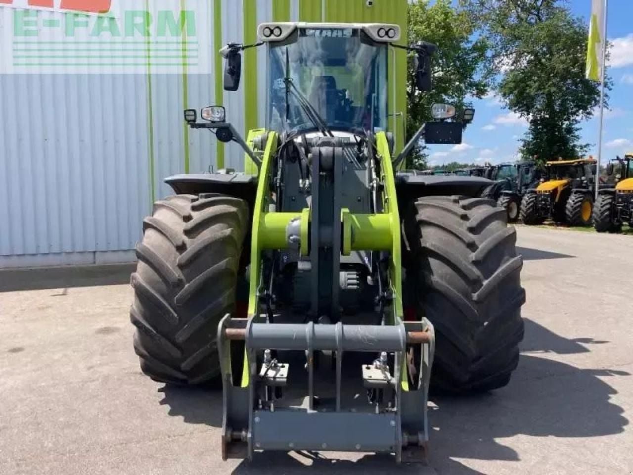 2022 Claas TORION 1511P wheel loader front view 2022 Claas TORION 1511P wheel loader front view